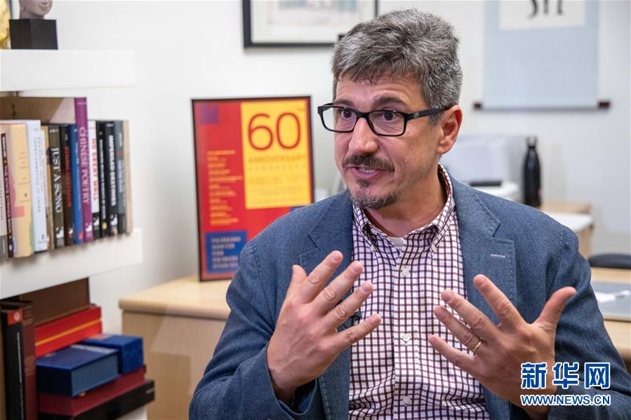 (新華全媒頭條·圖文互動)(3)特稿:以“小球”智慧 行大國之交——哈佛“中國通”談中美關(guān)系