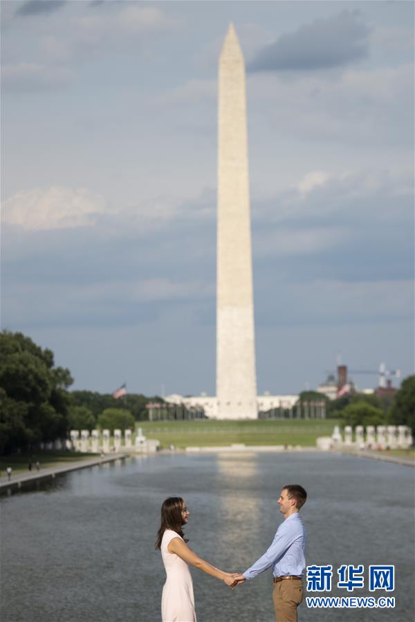 (國際疫情)(3)美國單日新增病例數(shù)超4萬 近期病例年輕人居多