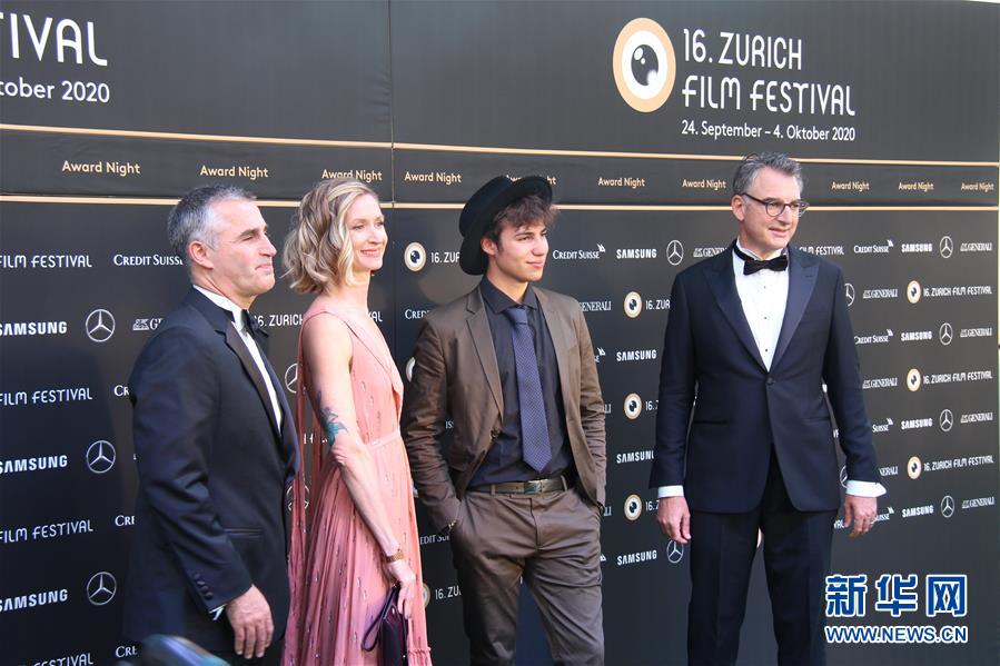 （國際&middot;圖文互動）專訪：加強(qiáng)與中國電影人的合作和交流非常重要&mdash;&mdash;訪蘇黎世電影節(jié)總導(dǎo)演克里斯蒂安&middot;容根