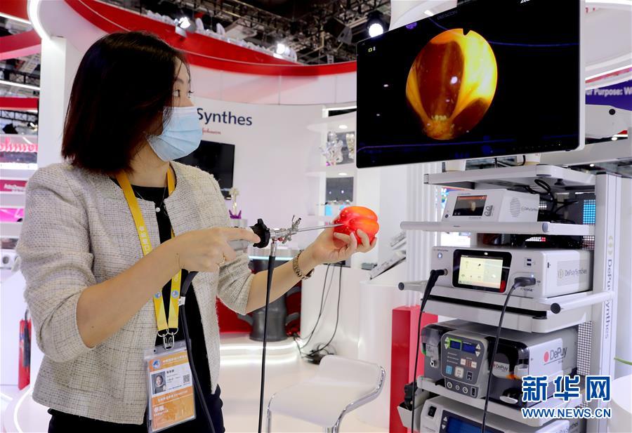（第三屆進(jìn)博會(huì)&middot;圖文互動(dòng)）（5）新疫苗、新療法，進(jìn)博會(huì)最&ldquo;火爆&rdquo;展區(qū)見聞