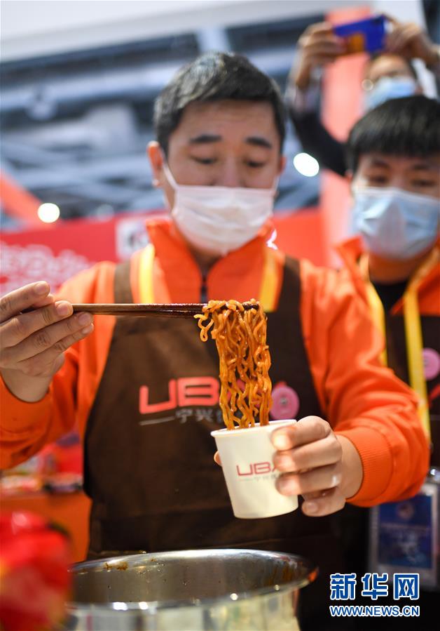 （第三屆進博會&middot;圖文互動）（5）全球&ldquo;寶藏級&rdquo;美食薈萃&mdash;&mdash;進博會食品及農(nóng)產(chǎn)品館遍藏世間珍饈