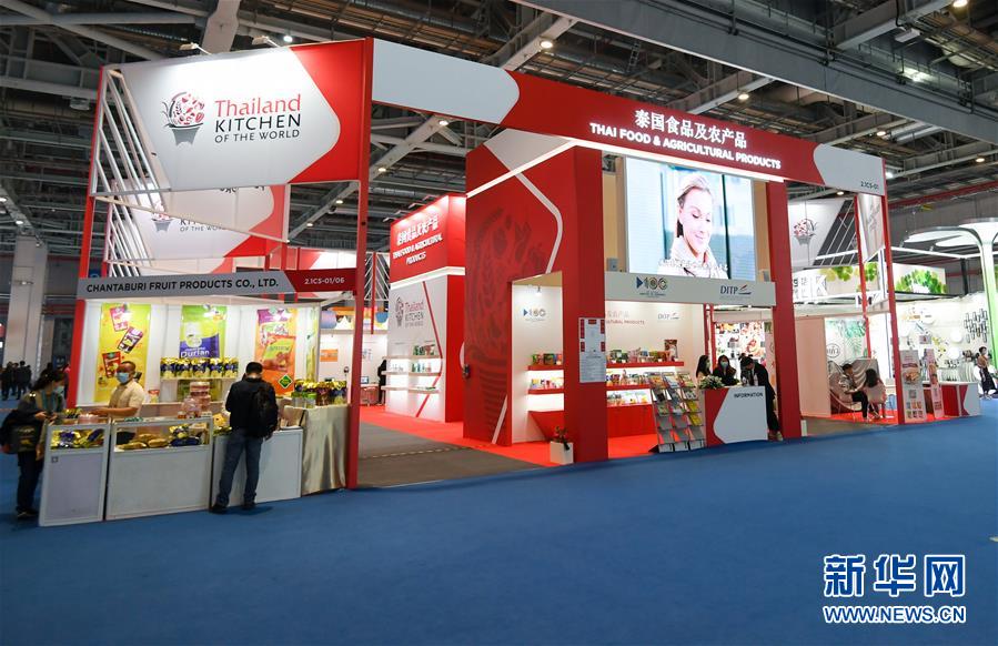 （第三屆進博會&middot;圖文互動）（12）全球&ldquo;寶藏級&rdquo;美食薈萃&mdash;&mdash;進博會食品及農(nóng)產(chǎn)品館遍藏世間珍饈