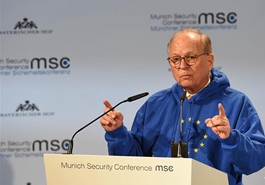 未來(lái)國(guó)際秩序應(yīng)如何調(diào)整和構(gòu)建？