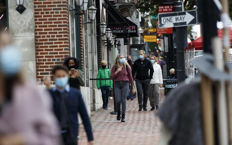 【微視頻】科學被&ldquo;捂上嘴&rdquo;？美國疫情應(yīng)對持續(xù)遭批！