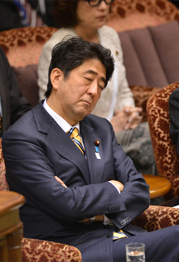 安倍民調(diào)有憂(yōu)有喜