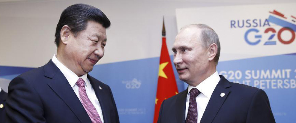 2013年9月，習(xí)近平在圣彼得堡會見普京