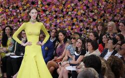 巴黎時(shí)裝周：迪奧&mdash;&mdash;花團(tuán)錦簇 新秀登場(chǎng)(組圖)