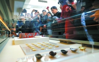 故宮養(yǎng)心殿寶匣里藏著啥寶貝？